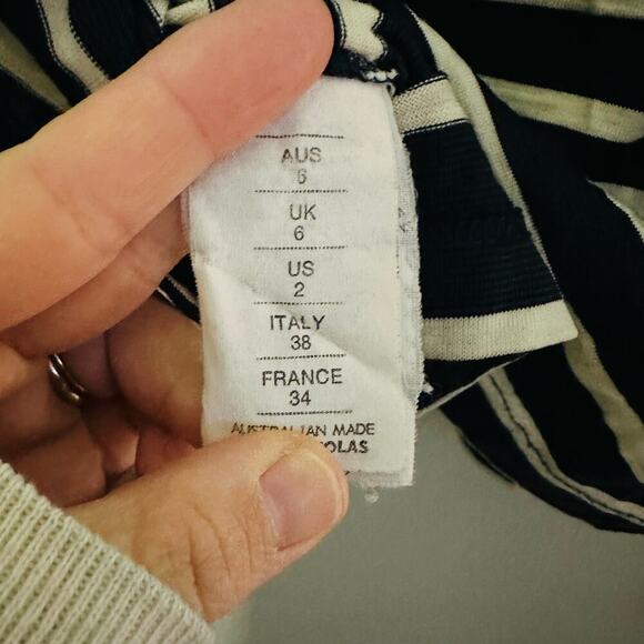 NICHOLAS Black White Wool Spiral Striped Turtleneck Long Sleeves Top Size US 2 - Picture 7 of 11